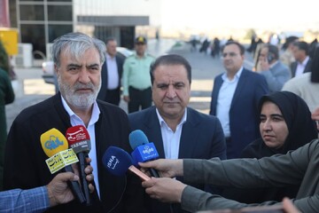 عزیزی:اقتصاد متکی بر مرز در دستور کار کمیسیون امنیت ملی مجلس است