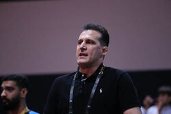 اعتراض آرش میراسماعیلی به عضو هیئت اجرایی در مورد استفاده از یک هتل