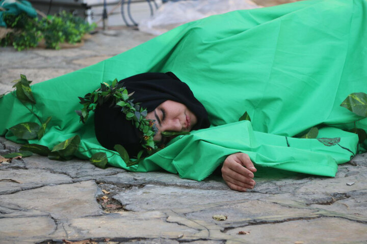 تئاتری که با یک چمدان کوچک همه جا اجرا میشود؛ نگاهی به آینده زمین