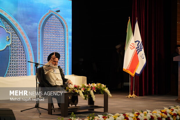 دومین کنگره ملی بزرگداشت مقام علمی و برسی اندیشه‌های آیت الله العظمی سید کرامت الله ملک حسینی