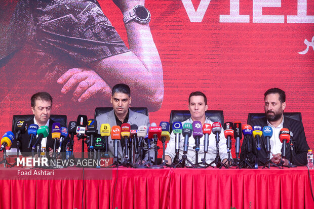 مراسم معارفه و امضای قرارداد اوسمار ویه را سرمربی پرسپولیس 12