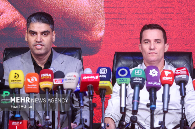 مراسم معارفه و امضای قرارداد اوسمار ویه را سرمربی پرسپولیس 15