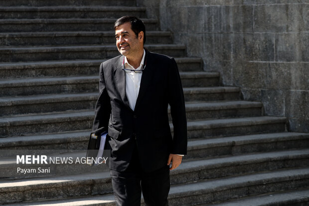 حاشیه جلسه هیئت دولت