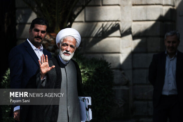 حاشیه جلسه هیئت دولت