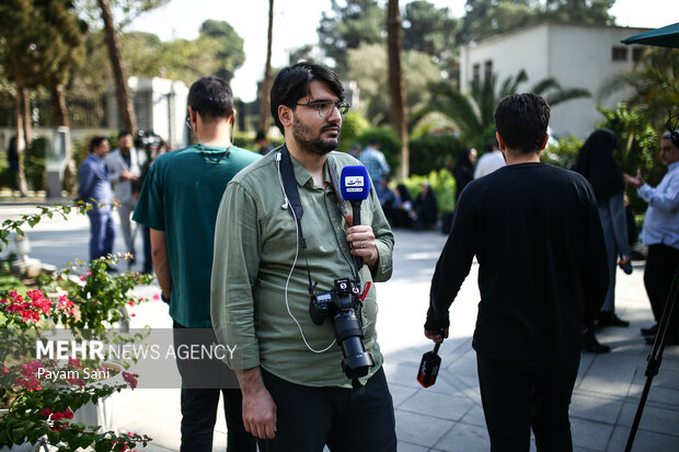 حاشیه جلسه هیئت دولت