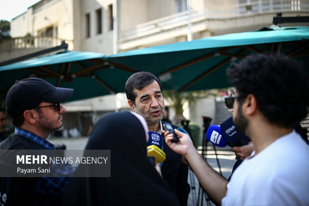 حاشیه جلسه هیئت دولت