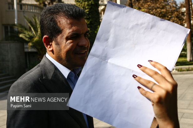 حاشیه جلسه هیئت دولت