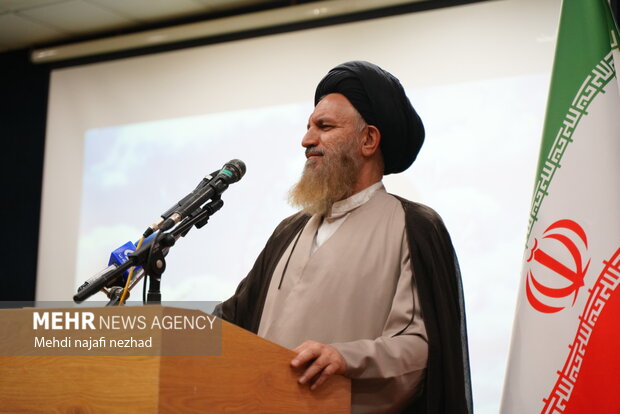 اختتامیه دومین کنگره ملی بزرگداشت مقام علمی و برسی اندیشه های آیت الله عظمی سید کرامت الله ملک حسینی