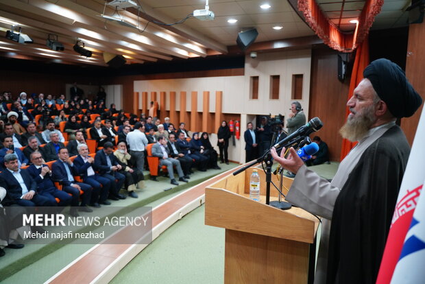 اختتامیه دومین کنگره ملی بزرگداشت مقام علمی و برسی اندیشه های آیت الله عظمی سید کرامت الله ملک حسینی