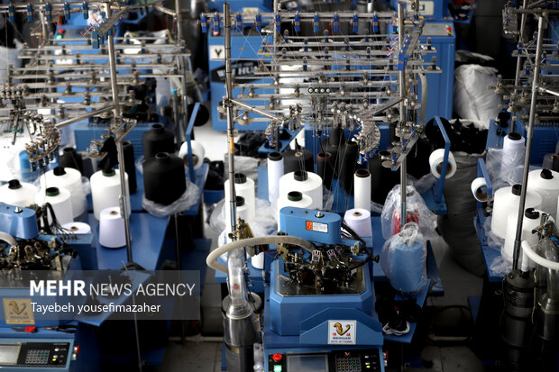 روستای لتگاه همدان؛ قطب تولید جوراب کشور