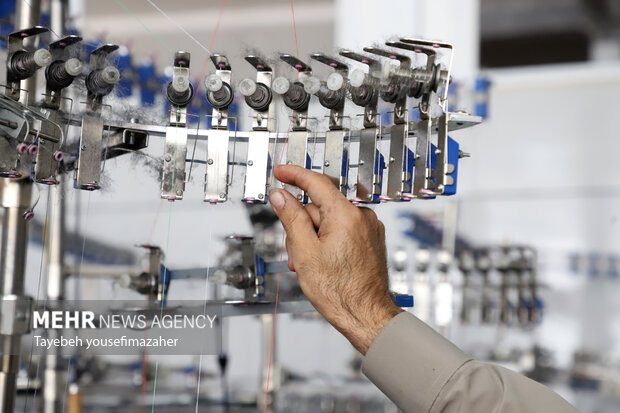 روستای لتگاه همدان؛ قطب تولید جوراب کشور