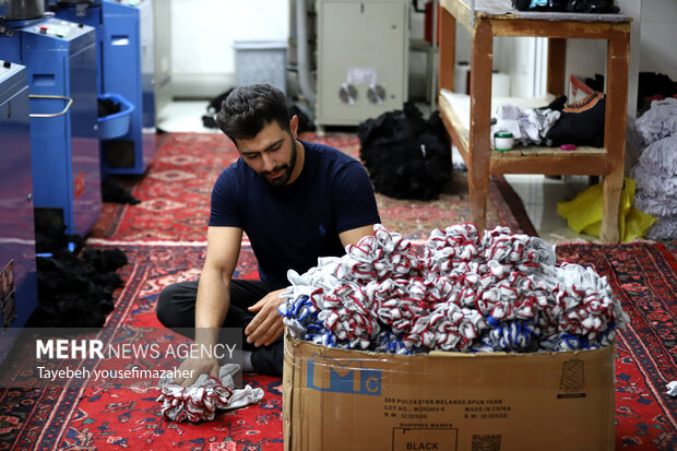 روستای لتگاه همدان؛ قطب تولید جوراب کشور