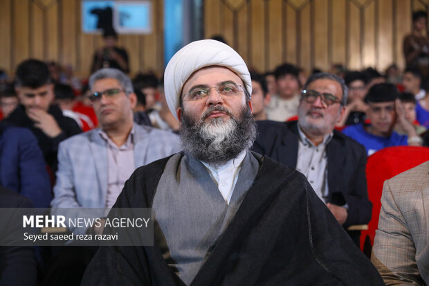 آیین اختتامیه سومین دوره فیلمسازی «صدرپلاس» آیین اختتامیه سومین دوره فیلمسازی «صدرپلاس»