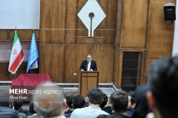 سفر وزیر امور خارجه به تبریز