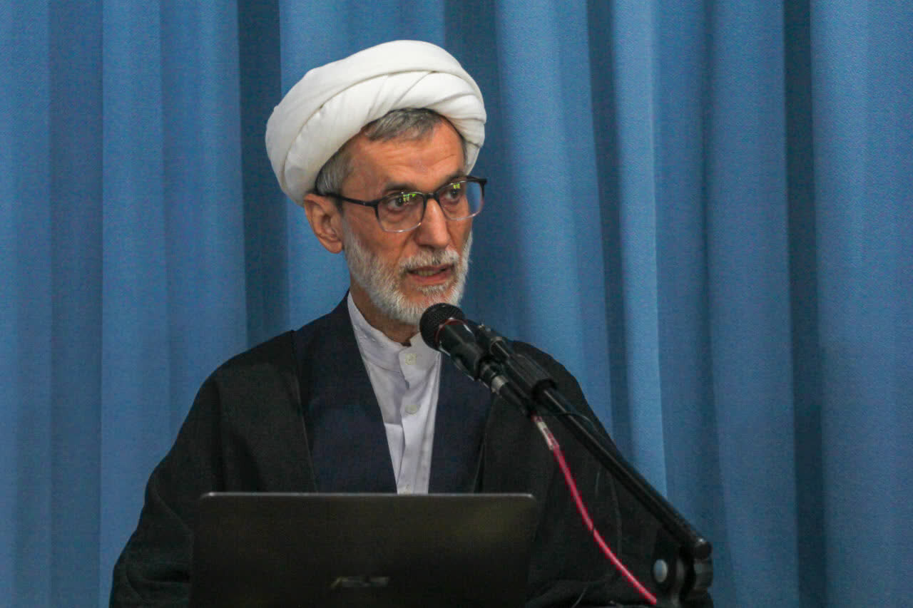 عرفان و معنویت دو روی یک حقیقت واحد است