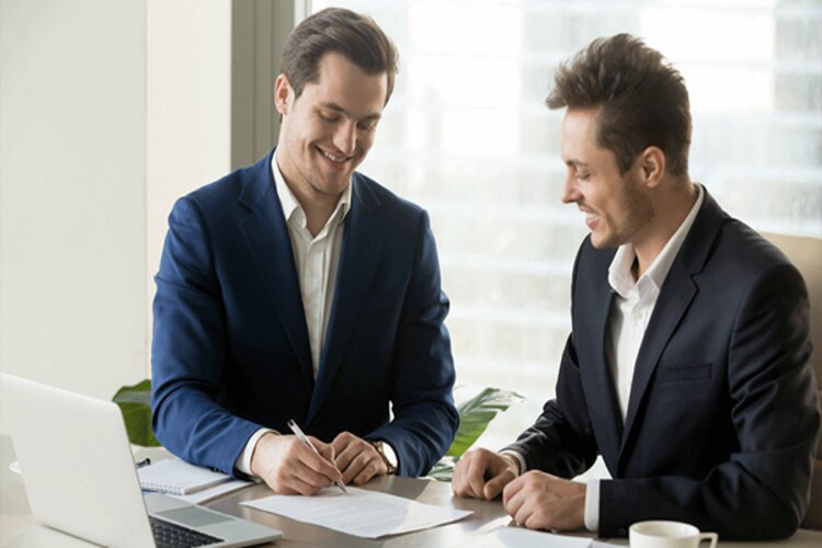 اهمیت خدمات منابع انسانی در مدیریت و بهبود عملکرد کارکنان