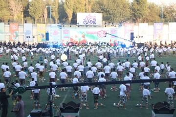 ثبت بزرگ‌ترین اجتماع باستانی‌کاران در افتتاحیه  «قهرمان شهر»