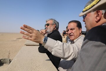 اعضای کمیسیون امنیت ملی مجلس از منطقه مرزی زعفرانیه مهران بازدید کردند