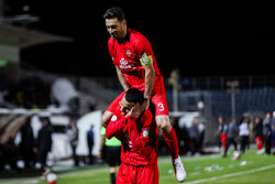 دوئل غیرمستقیم دو بازیکن پرسپولیس و تراکتور برای بردن دلِ قلعه نویی