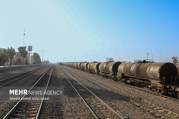 بازدید رئیس جمهور از خطوط راه آهن حومه ای استان تهران