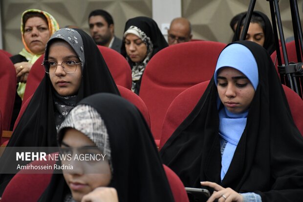 جشنواره منطقه ای مطبوعات شرق کشور در بیرجند
