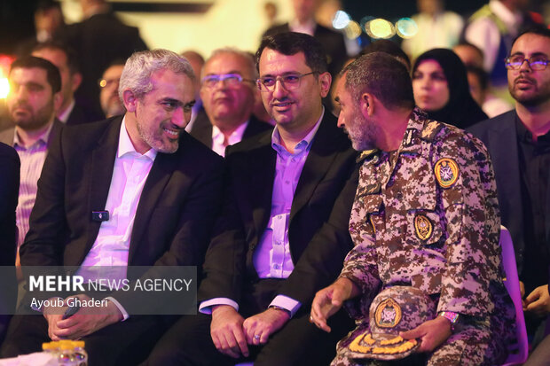 افتتاح طرح‌های زیرساختی فرودگاه کیش با حضور وزیر امور اقتصادی و دارایی