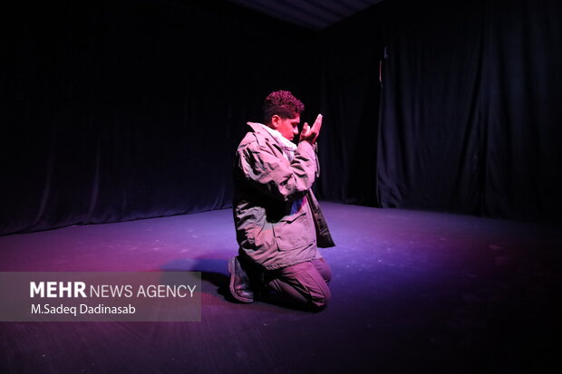 جشنواره استانی مونولوگ حسن حسن