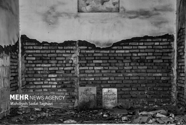 حال ناخوش مزار خفتگان باغ رضوان قم