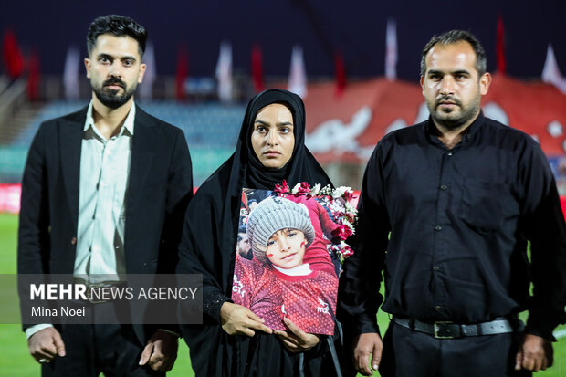 لیگ برتر فوتبال - تراکتور و پرسپولیس