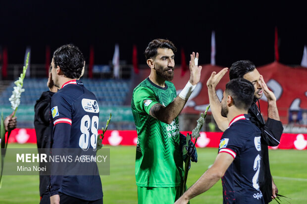 لیگ برتر فوتبال - تراکتور و پرسپولیس 6