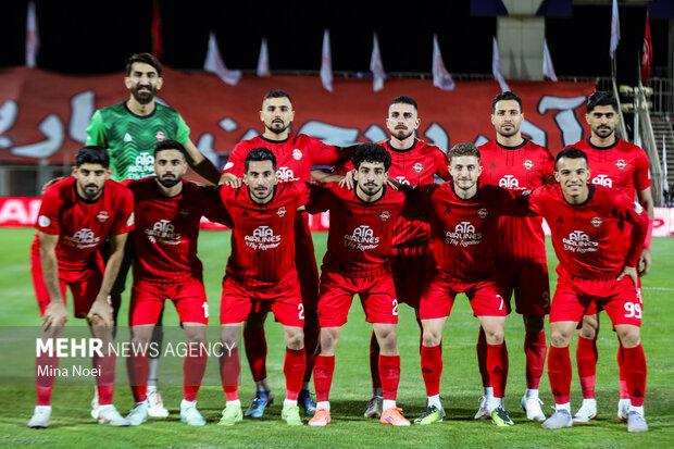 لیگ برتر فوتبال - تراکتور و پرسپولیس 10