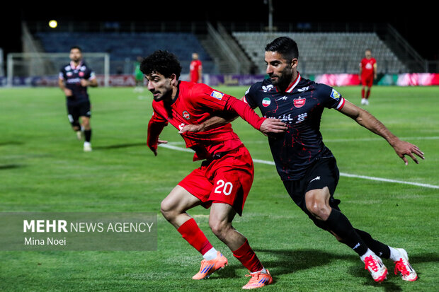 لیگ برتر فوتبال - تراکتور و پرسپولیس 16