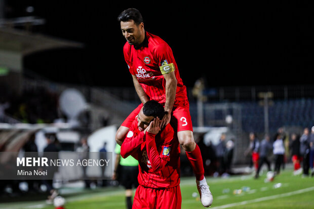 لیگ برتر فوتبال - تراکتور و پرسپولیس 20