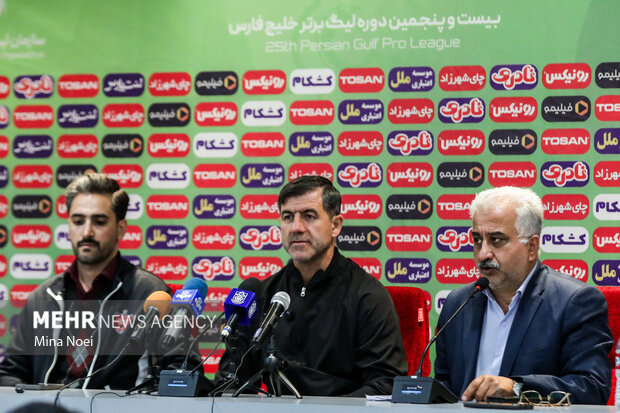 لیگ برتر فوتبال - تراکتور و پرسپولیس 25