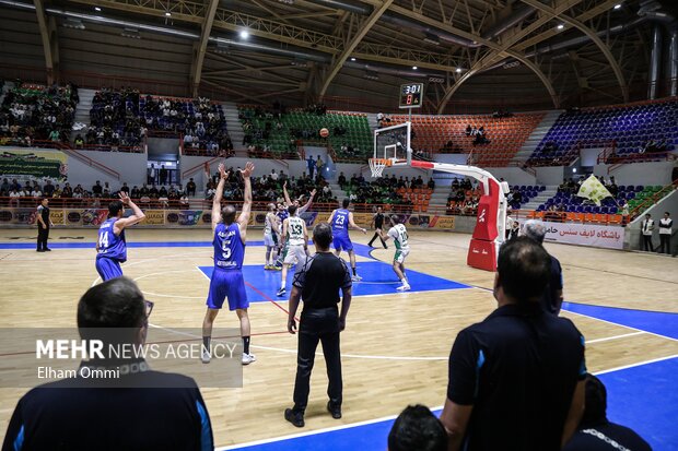 لیگ برتر بسکتبال - پاس کردستان و استقلال تهران 5