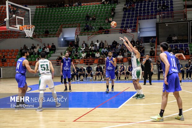 هفته هفتم لیگ برتر بسکتبال پاس کردستان و استقلال