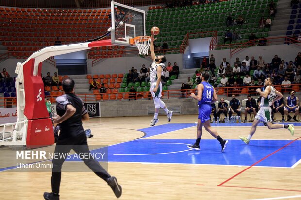 هفته هفتم لیگ برتر بسکتبال پاس کردستان و استقلال