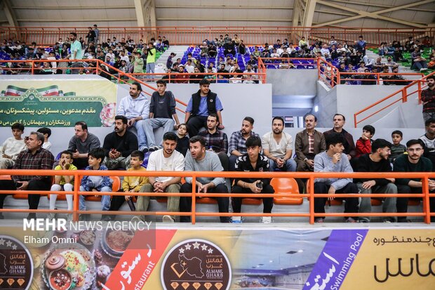 لیگ برتر بسکتبال - پاس کردستان و استقلال تهران 17