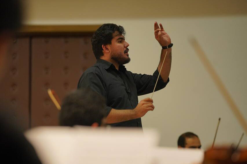 اركستر،موسيقي،محرمي،آواي،كر،نيايش،رهبري،حسين