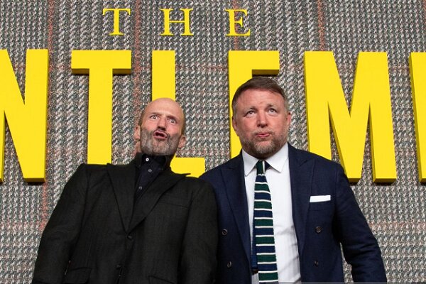 فيلم،استاتهام،ريچي،كيك،كريگ،باروت،ديوانگي،قفل،دنباله،انبار