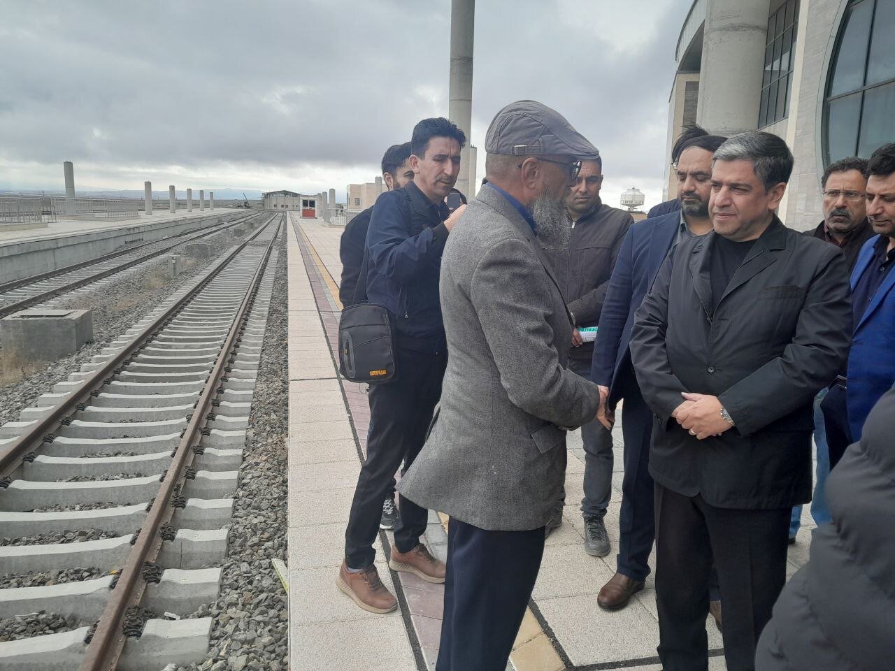 امامی: ۱۷۰ کیلومتر مسیر راه آهن میانه_اردبیل ریل گذاری شده است
