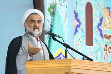 ۱۳ آبان نماد مقاومت ملت ایران است؛ ترویج فرهنگ فاطمی در جامعه