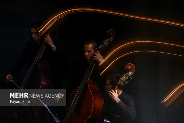 کنسرت «آن لحظه‌ها»