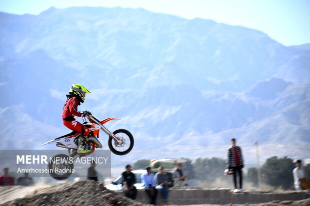 مسابقات موتور کراس خراسان جنوبی
