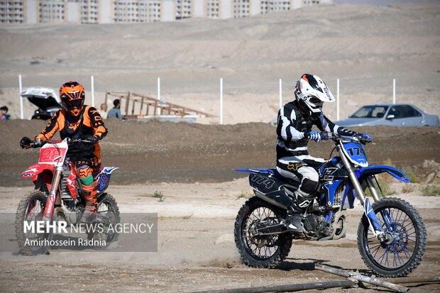 مسابقات موتور کراس خراسان جنوبی