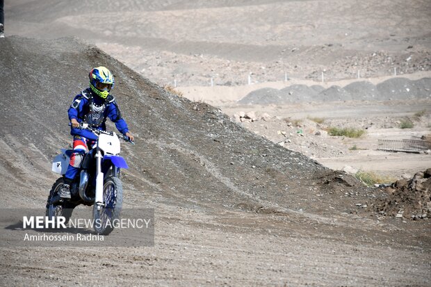 مسابقات موتور کراس خراسان جنوبی