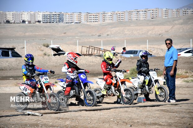 مسابقات موتور کراس خراسان جنوبی