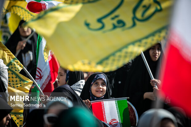 گردهمایی نوجوانان «لشگر قدس»