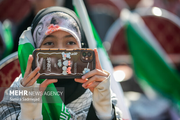 گردهمایی نوجوانان «لشگر قدس»