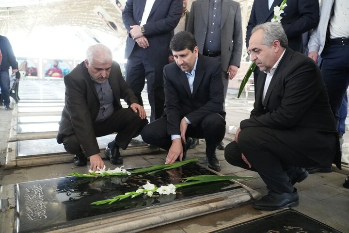 وزیر ارتباطات و فناوری اطلاعات وارد تبریز شد